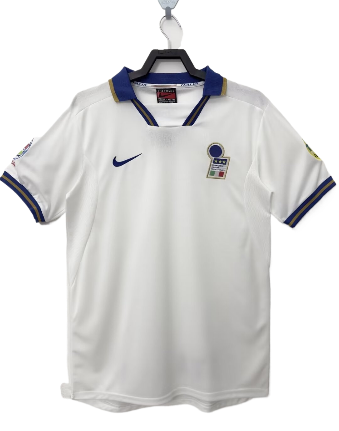 Italy Retro Away Kit 96/97 (patches included)