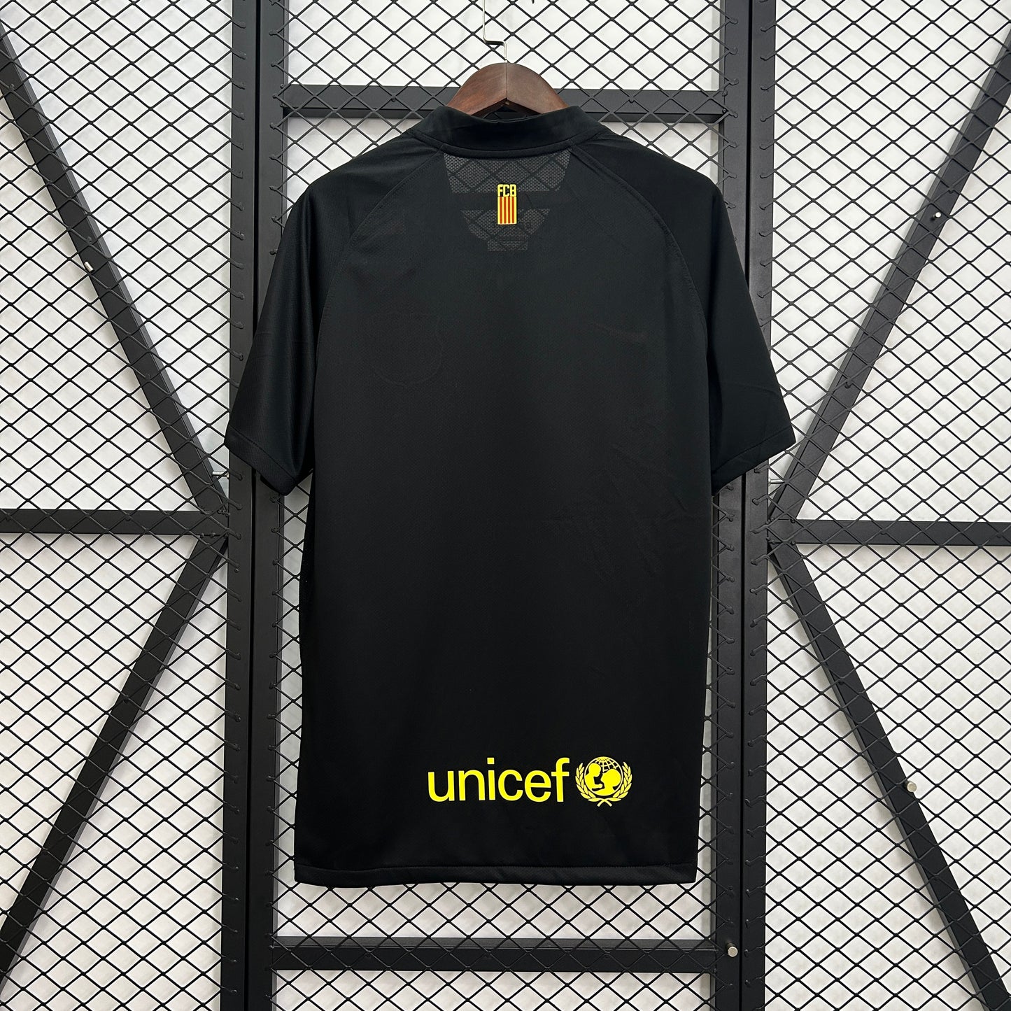 Barcelona Retro Away Kit 11/12