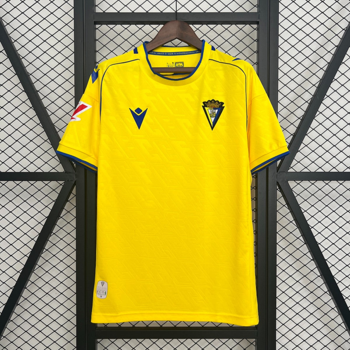 Cadiz CF Home Kit (Patch Included) 25/26