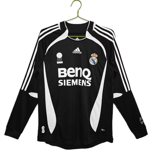 Real Madrid Retro Long Sleeve Away Kit 06/07