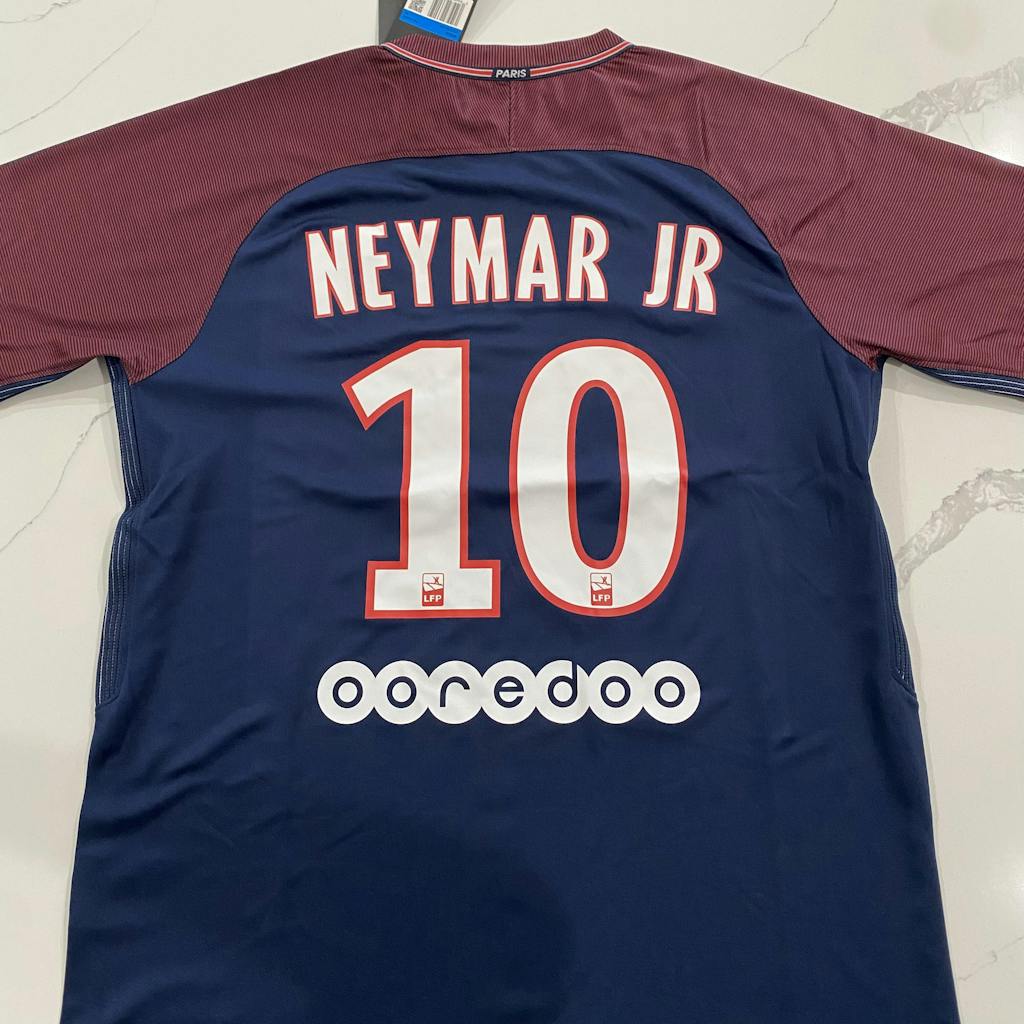 PSG Home Kit 17/18