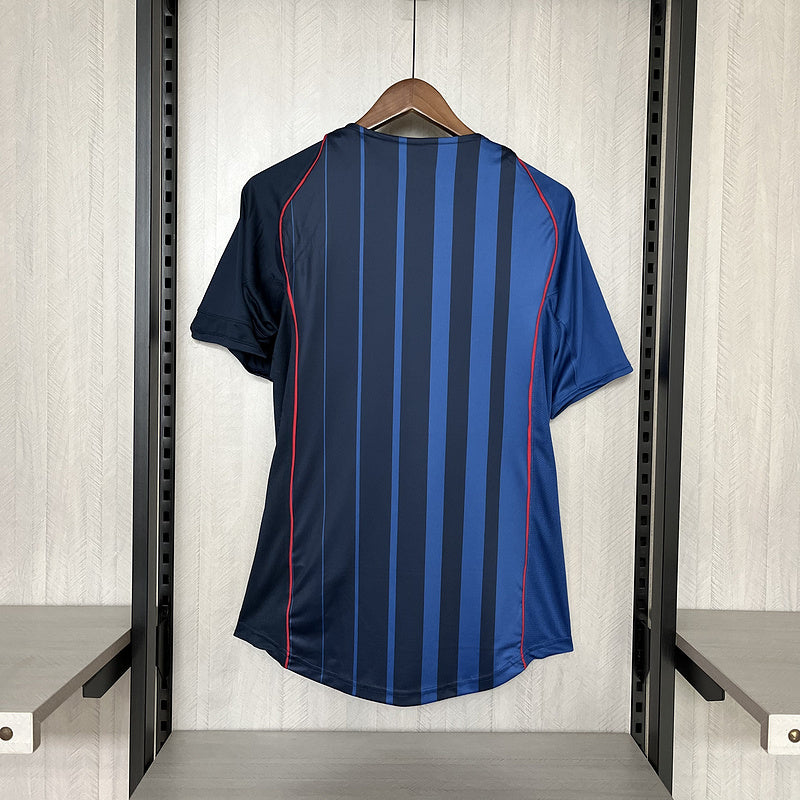 Barcelona Retro Away Kit 04/05