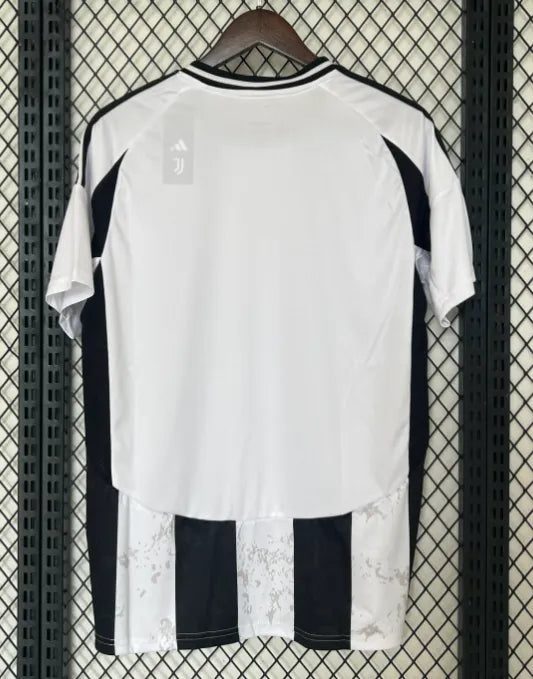 Juventus Home Kit 24/25