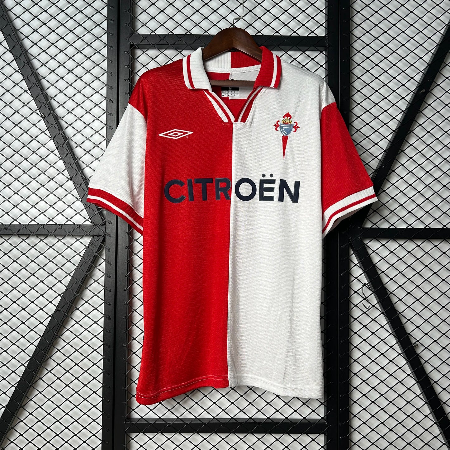 Celta Vigo Retro Away Kit 01/02