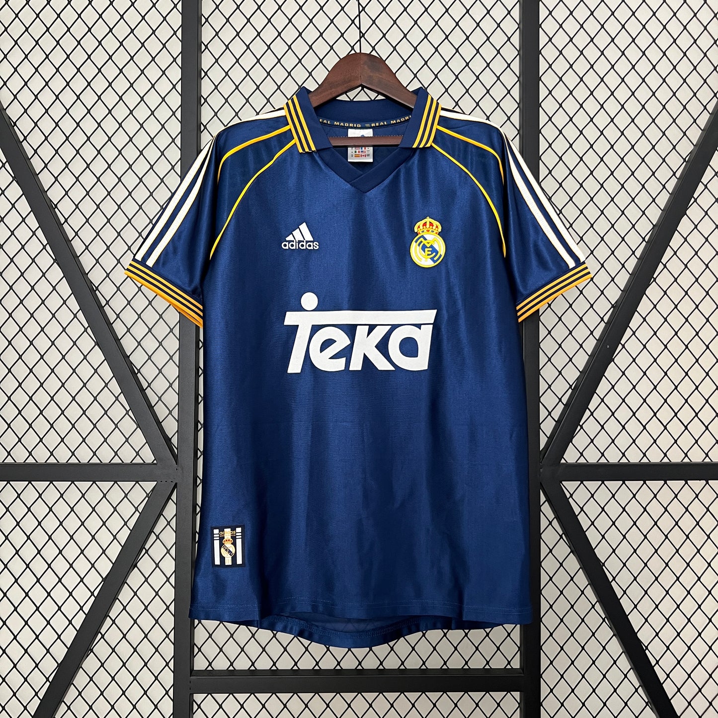 Real Madrid Retro Third Kit 98/00