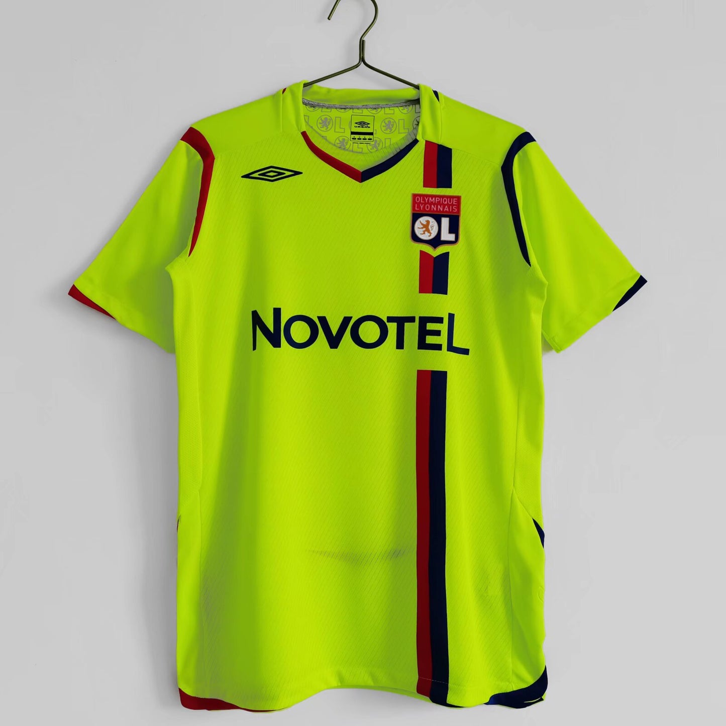 Olympique Lyonnais Retro Away Kit 08/09