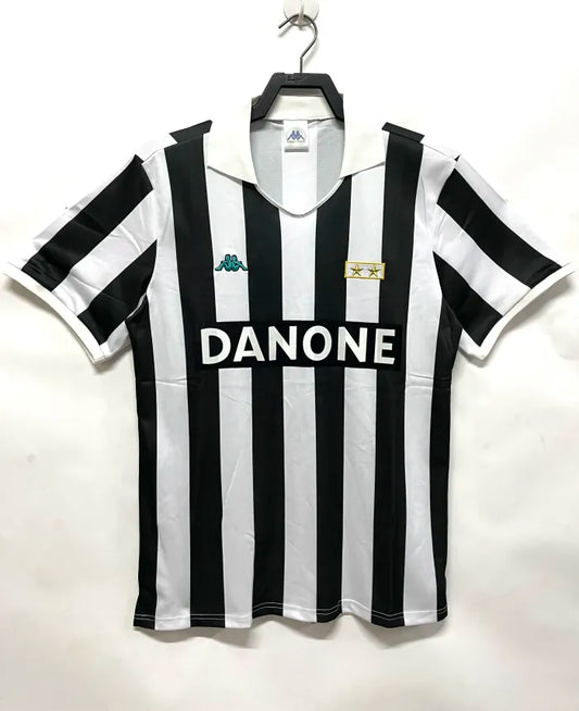 Juventus Retro Home Kit 92/94
