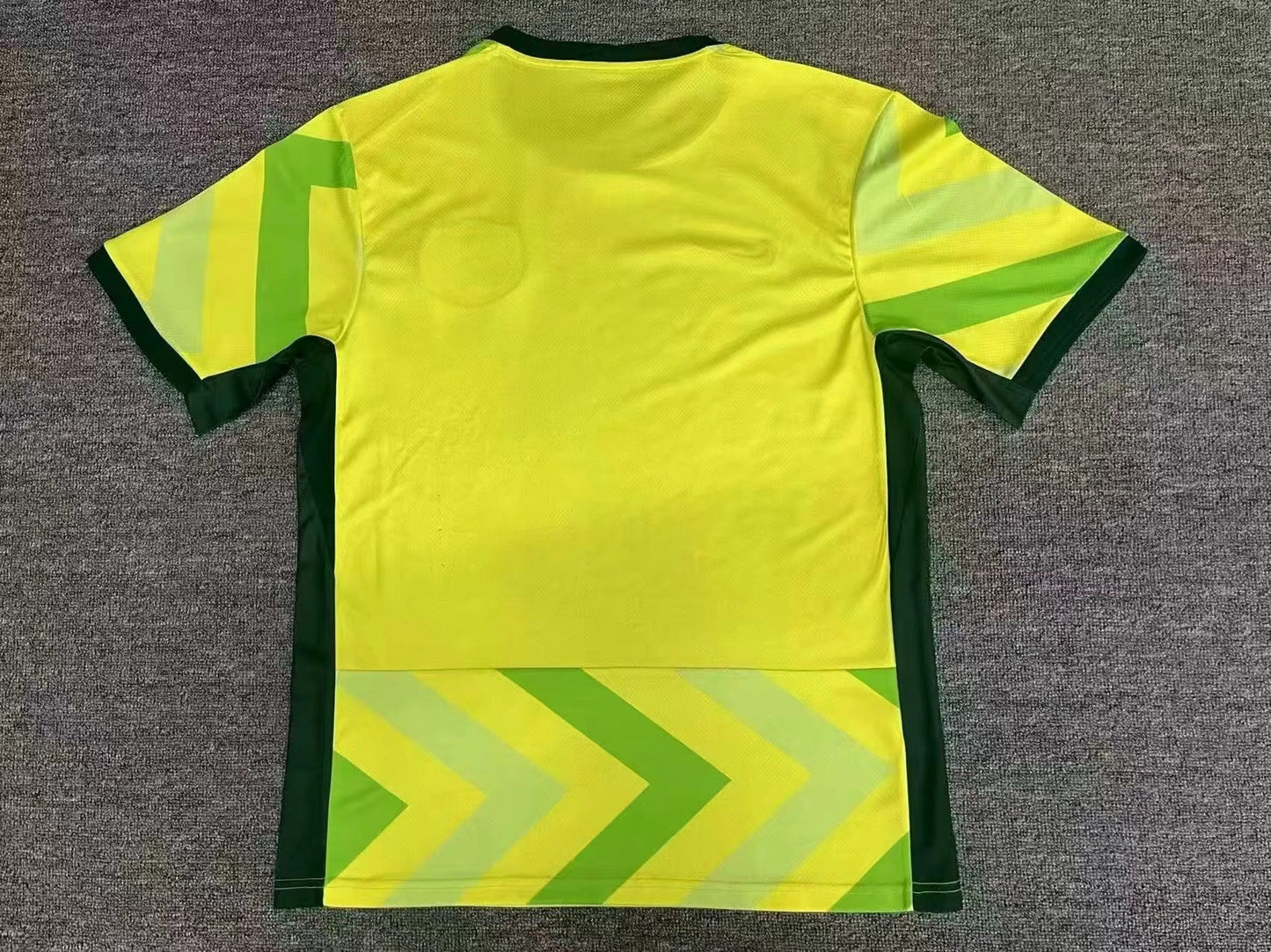 Australia Home Kit 25/26