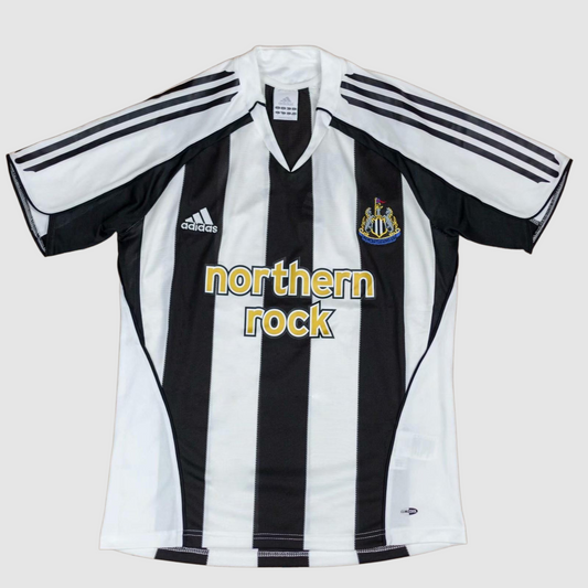 Newcastle Retro Home Kit 05/06
