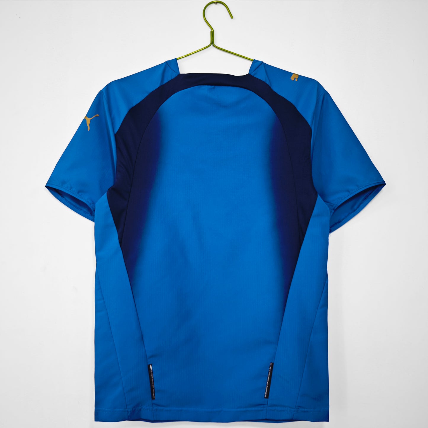 Italy Retro Home Kit 05/06