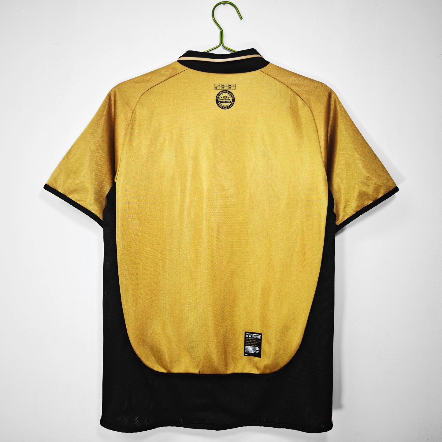 Manchester United Retro 100th Anniversary Reversible Kit 2001