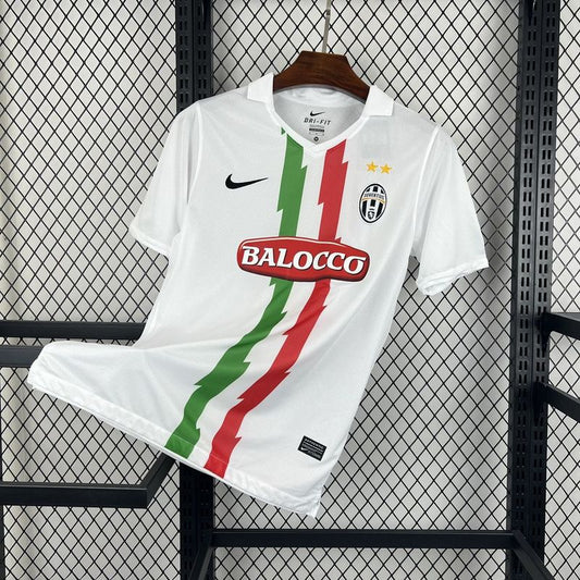 Juventus Retro Away Kit 10/11