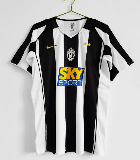 Juventus Retro Home Kit 04/05