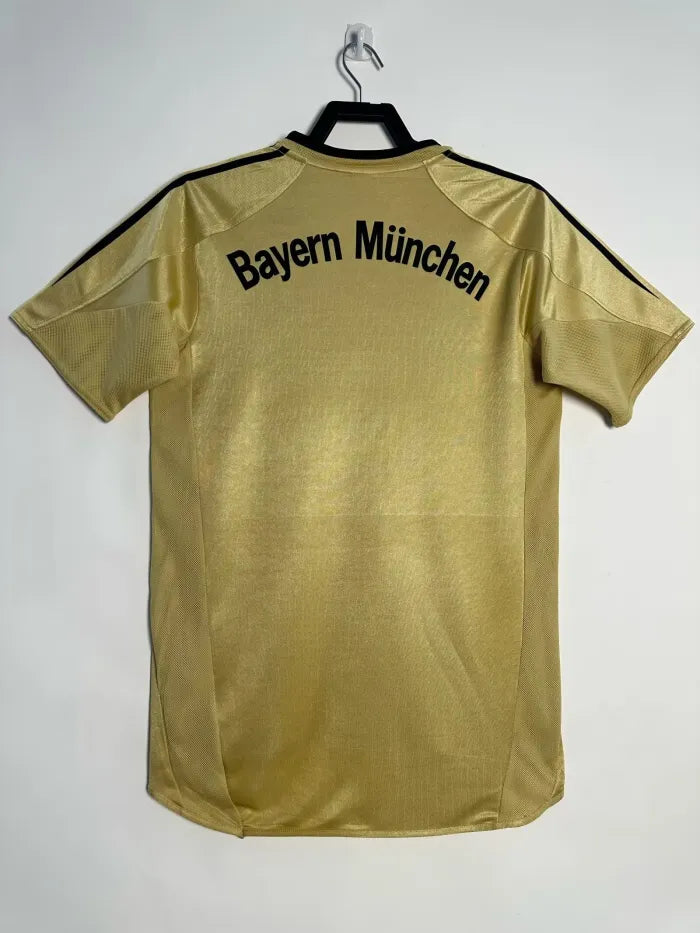 Bayern Munich Retro Away Kit 03/04