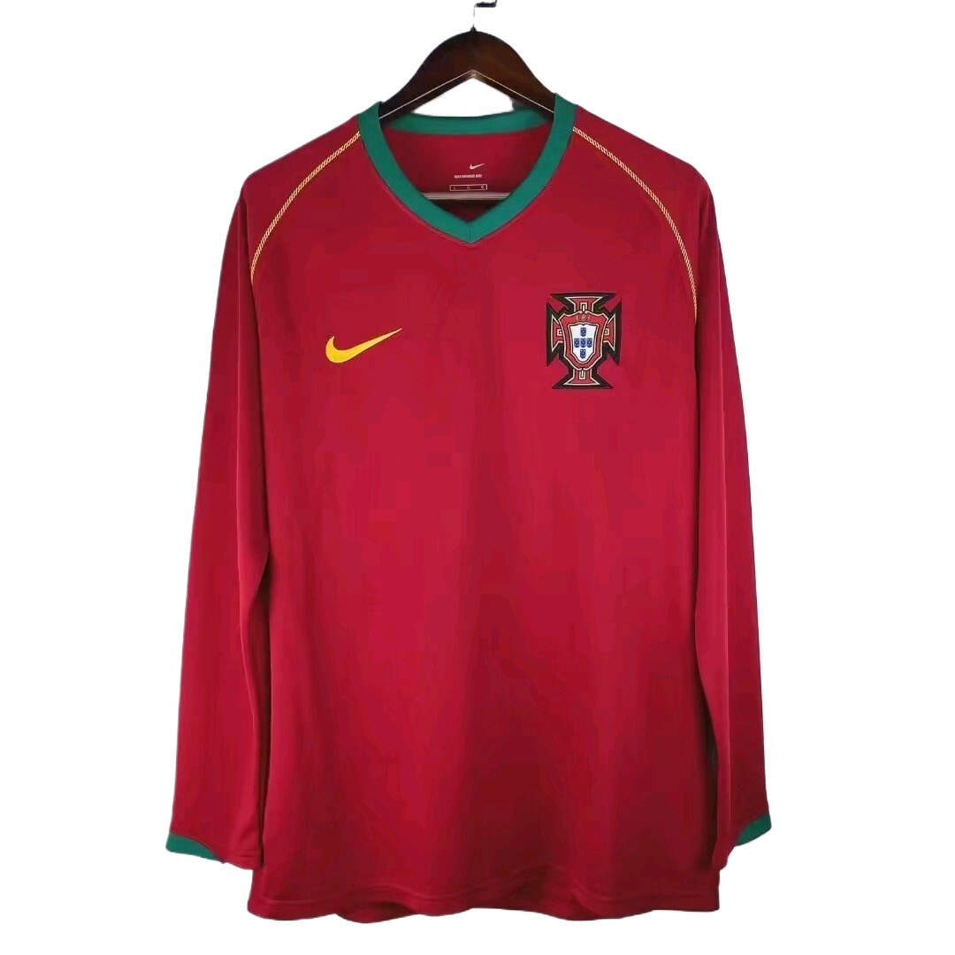 Portugal Retro Long Sleeve Home Kit 06/07