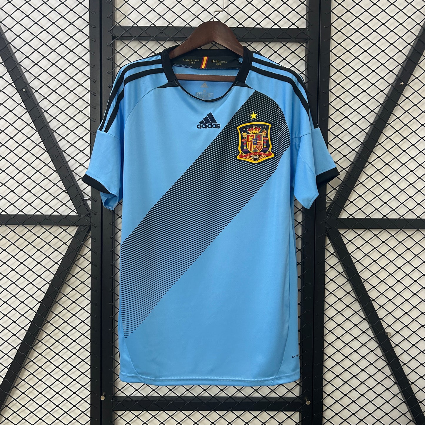 Spain Retro Away Kit 11/12