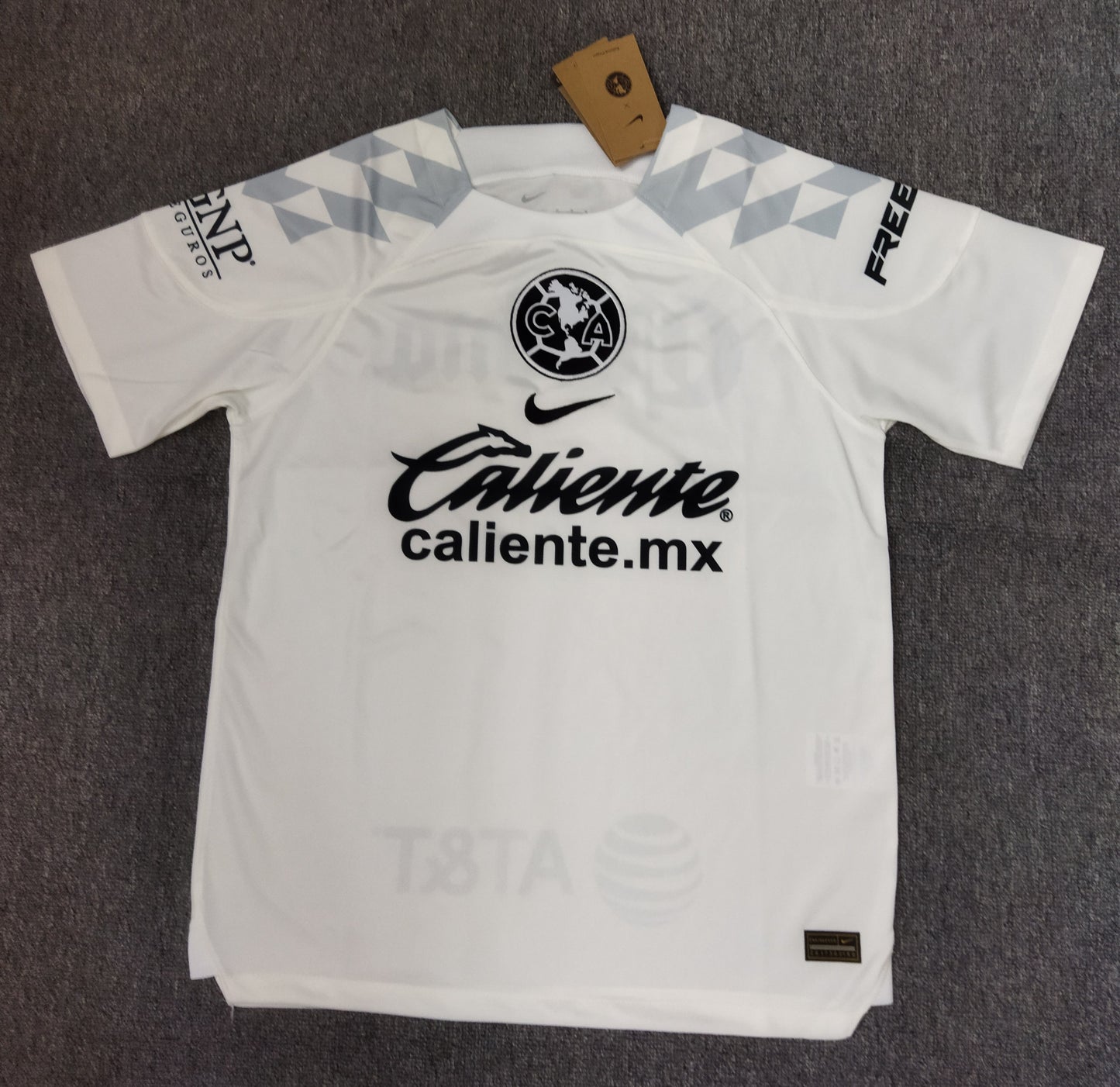 Club America White Goalkeeper Kit 24/25