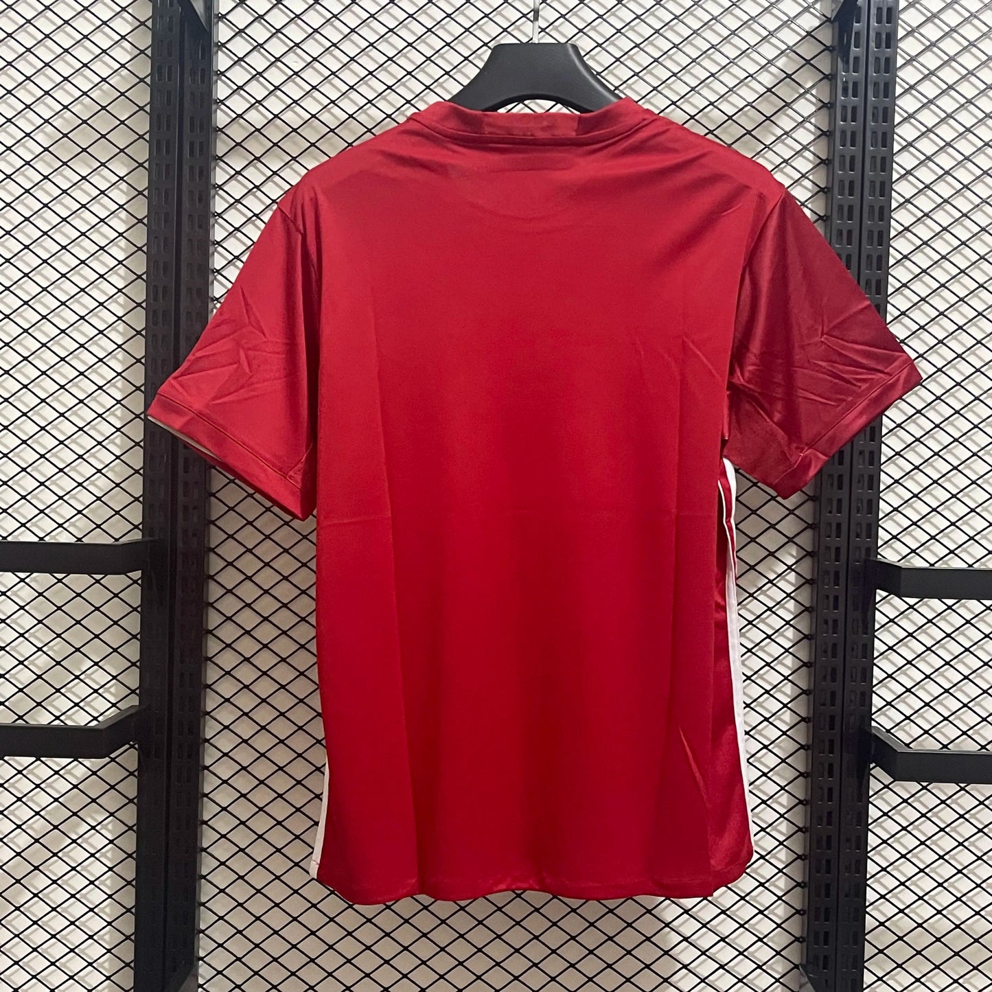 Manchester United Retro Home Kit 16/17
