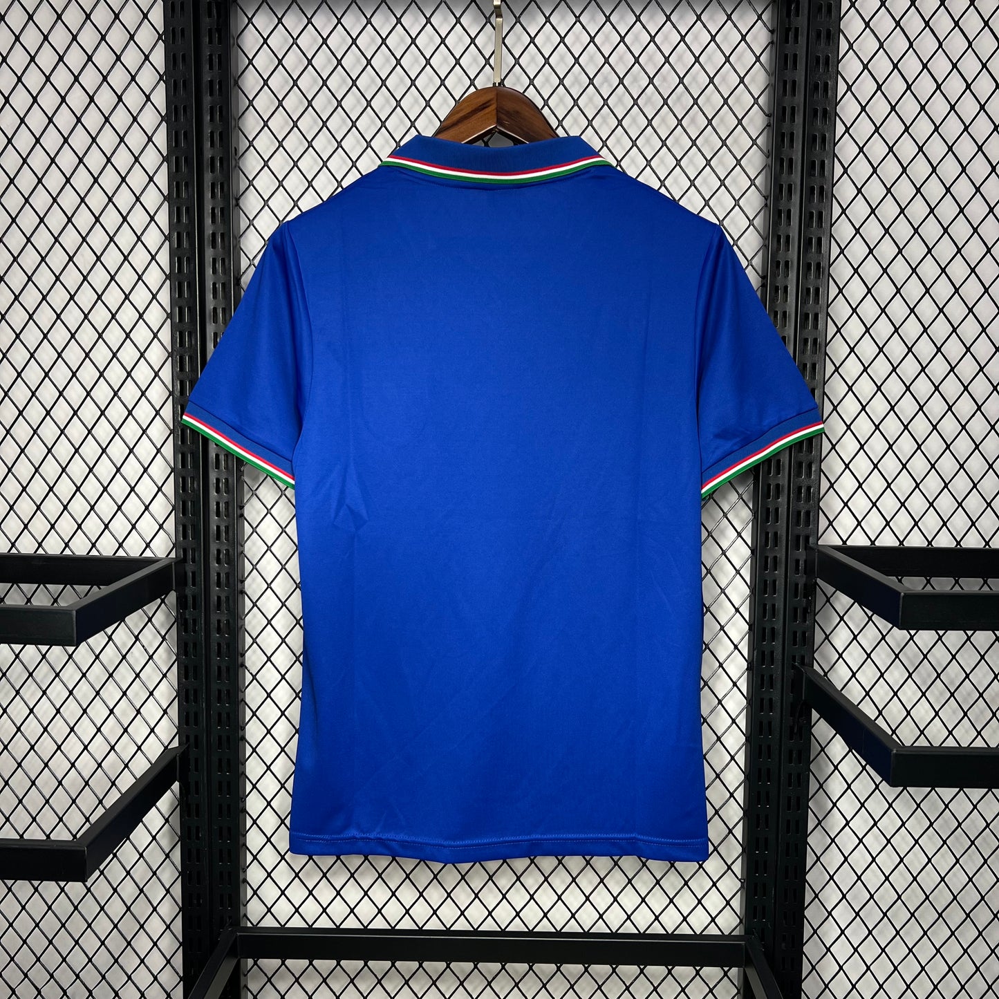 Italy Retro Home Kit 82/83