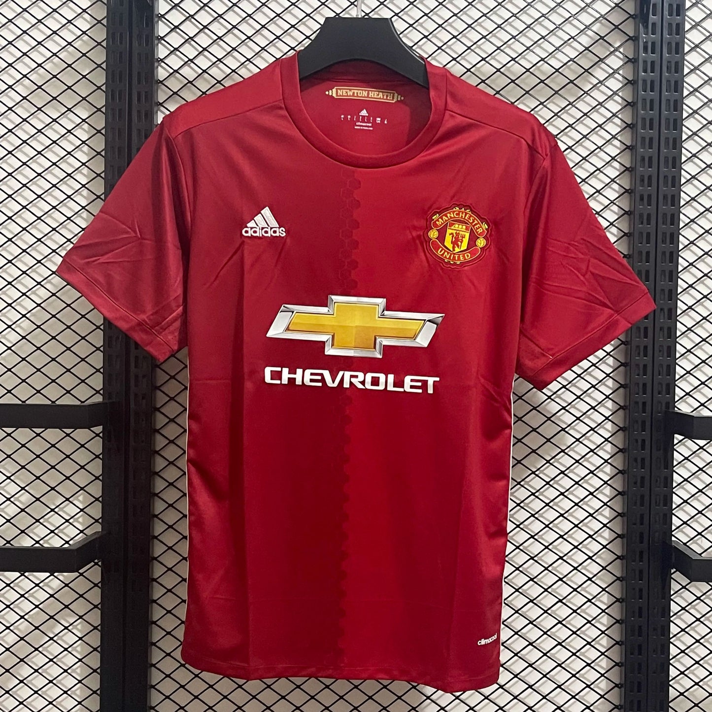 Manchester United Retro Home Kit 16/17