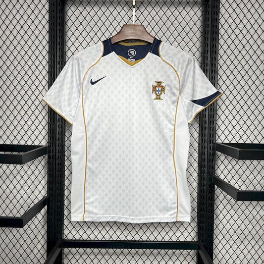 Portugal Retro Away Kit 04/05