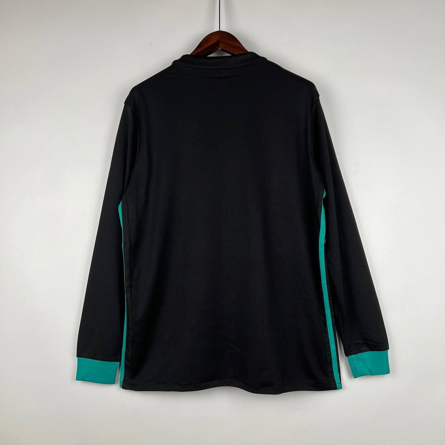 Real Madrid Retro Long Sleeve Away Kit 17/18