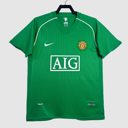 Manchester United Retro Green Goalkeeper Kit 07/08