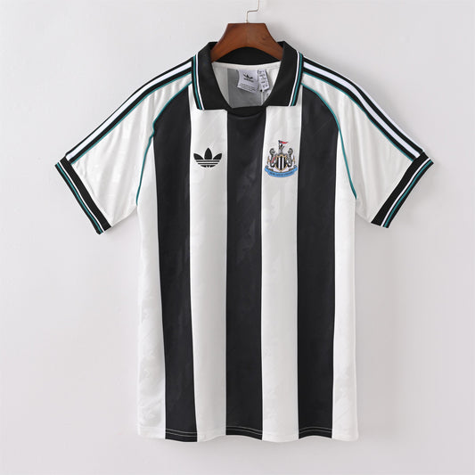 Newcastle Retro Adidas Originals Kit