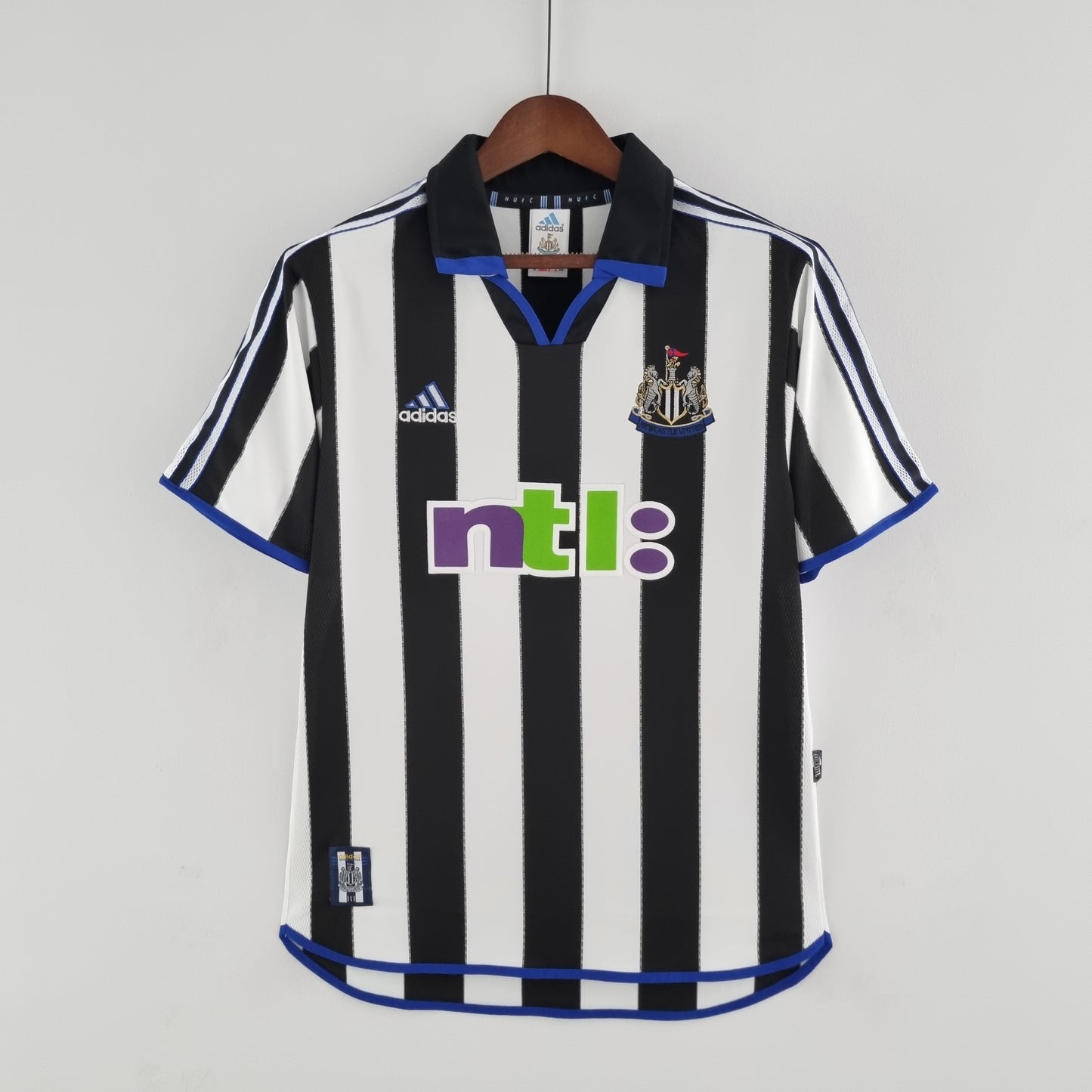 Newcastle Retro Home Kit 00/01