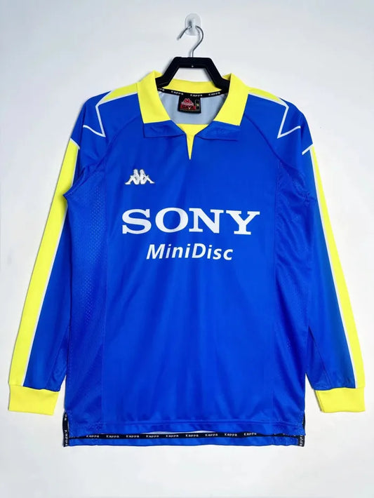 Juventus Retro Long Sleeve Away Kit 97/99