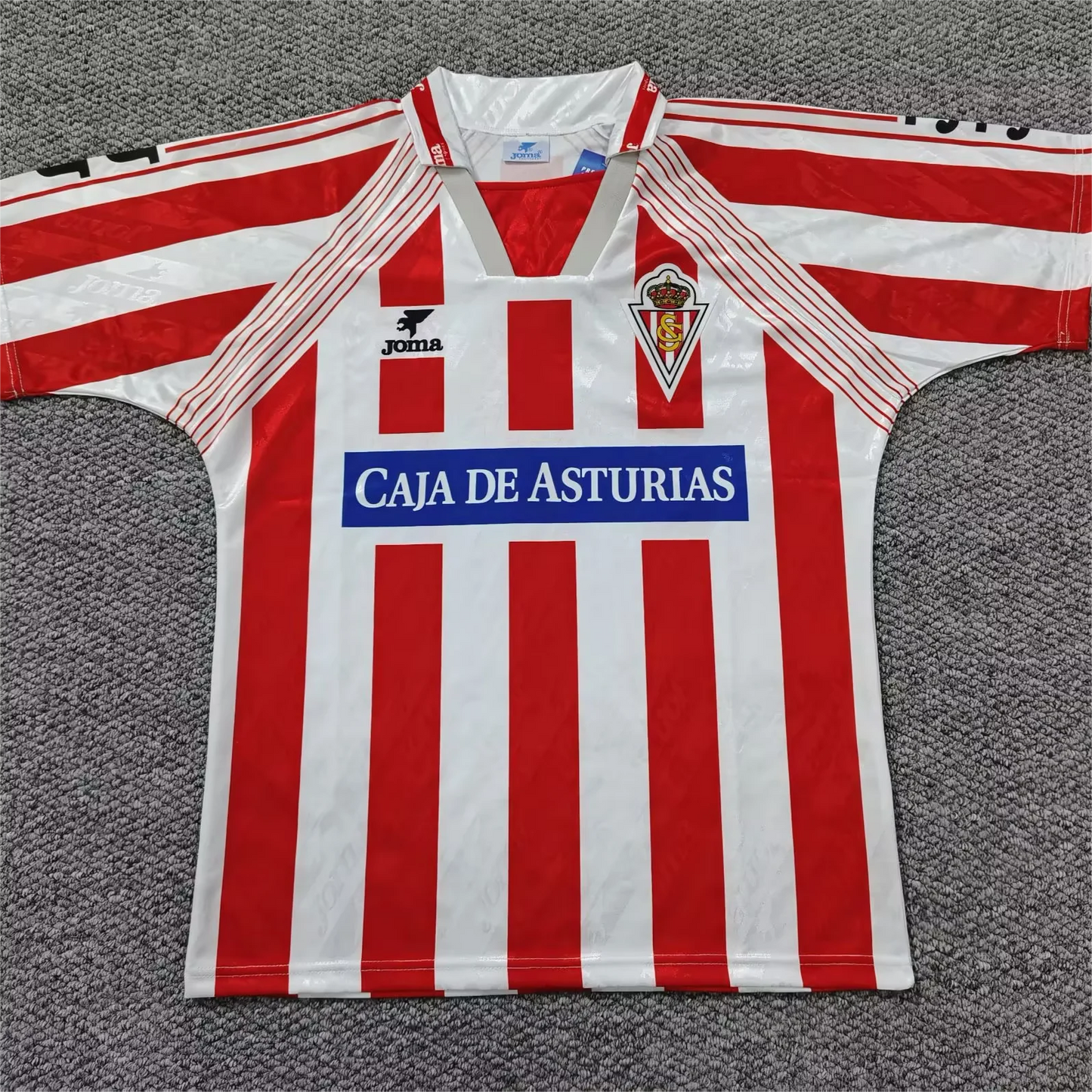 Gijon Retro Home Kit 94/95
