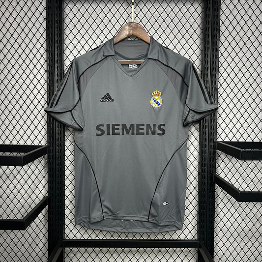 Real Madrid Retro Third Kit 05/06