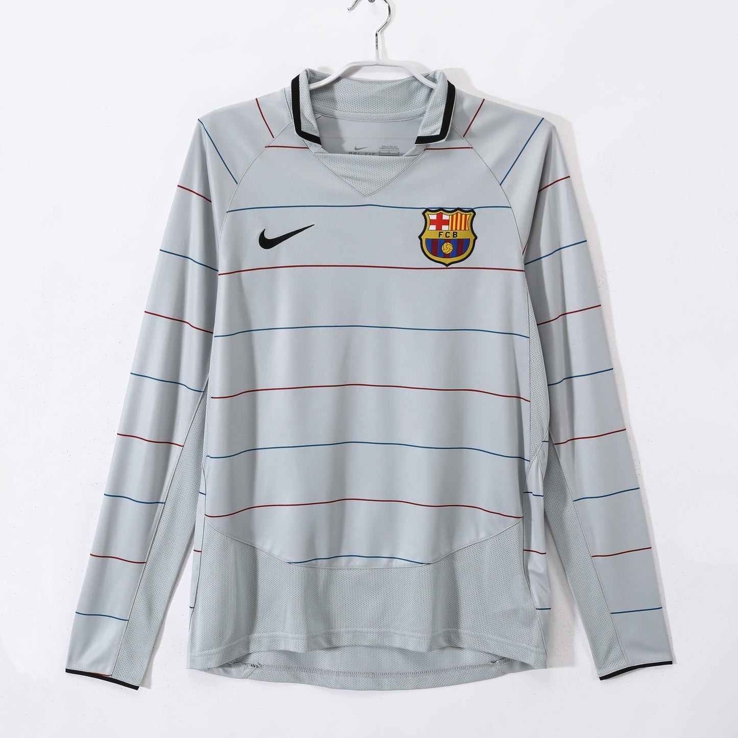 Barcelona Retro Long Sleeve Away Kit 03/04